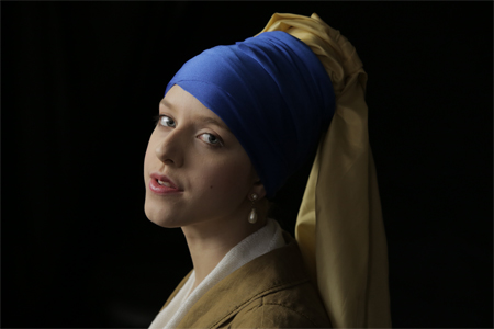 'The Girl With Pearl Earring' (model Rachel Lindley striking the pose)